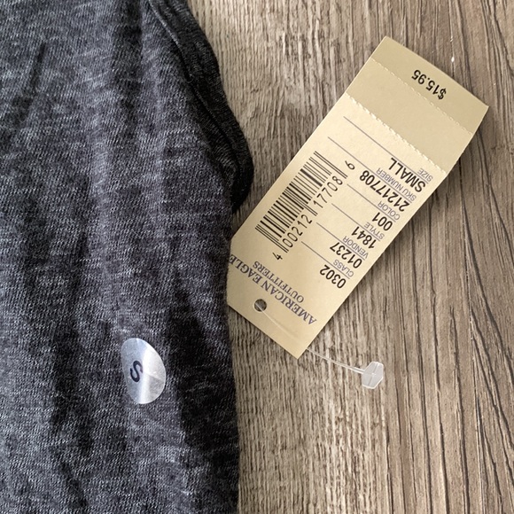 NWT American Eagle Charcoal Tank Top! - Picture 2 of 4